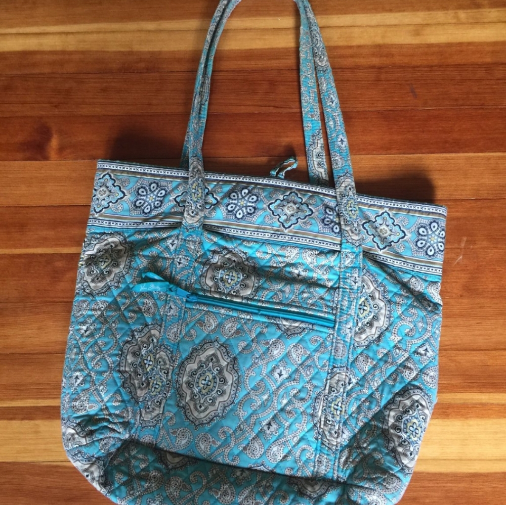 AQUA VERA BRADLEY TOTE BAG